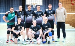 KTML vyrų tinklinio lygoje Kauno kolegijos komanda šventė lengvą pergalę prieš MG Volley ‒ TicElkas  komandą.