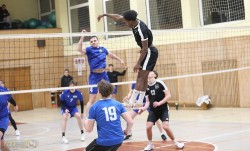 NSTL: KTU be vargo įveikė ISM komandą 